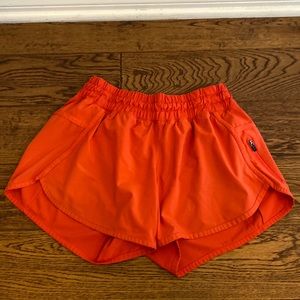 Lululemon Tracker Short - 4 inch